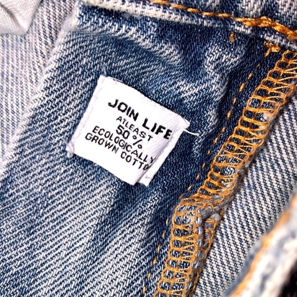 ZARA size 6 distressed MOM jeans - Picture 8 of 9